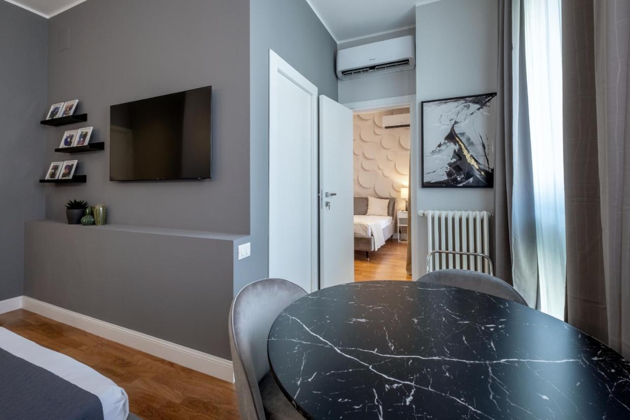 Sweet Life 2 Luxury And Design Apartment Bari Exterior photo
